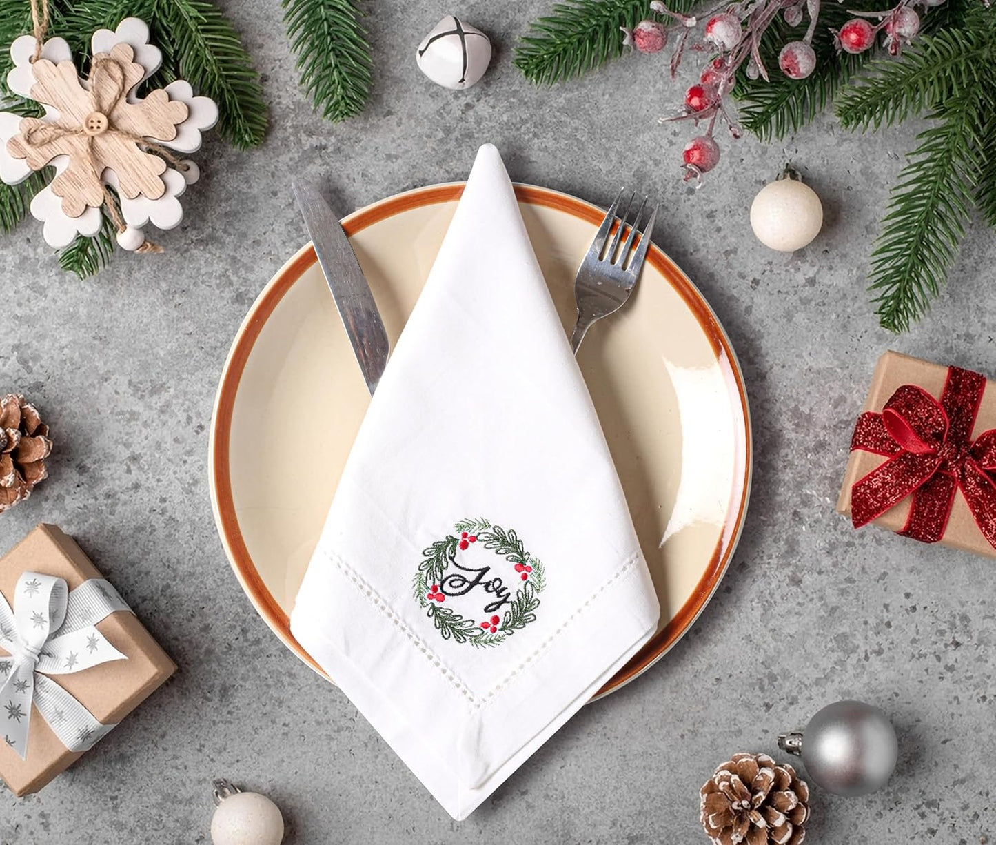 Homidate Cotton Cloth Dinner Napkins Set of 12 – 18x18 White with Green & Red Embroidery – Machine Washable Elegant Fabric Napkins for Weddings, Parties & Events