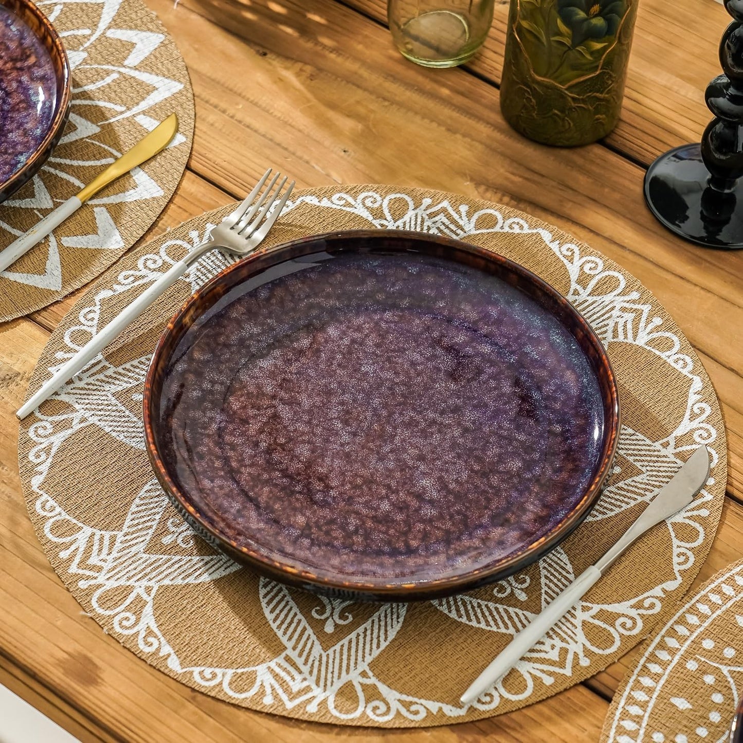 Ceramic dinner plates set of 4, Large Dinnerware Plates & Salad plates for party and wedding, Microwave safe porcelain plates set, 10 Inch