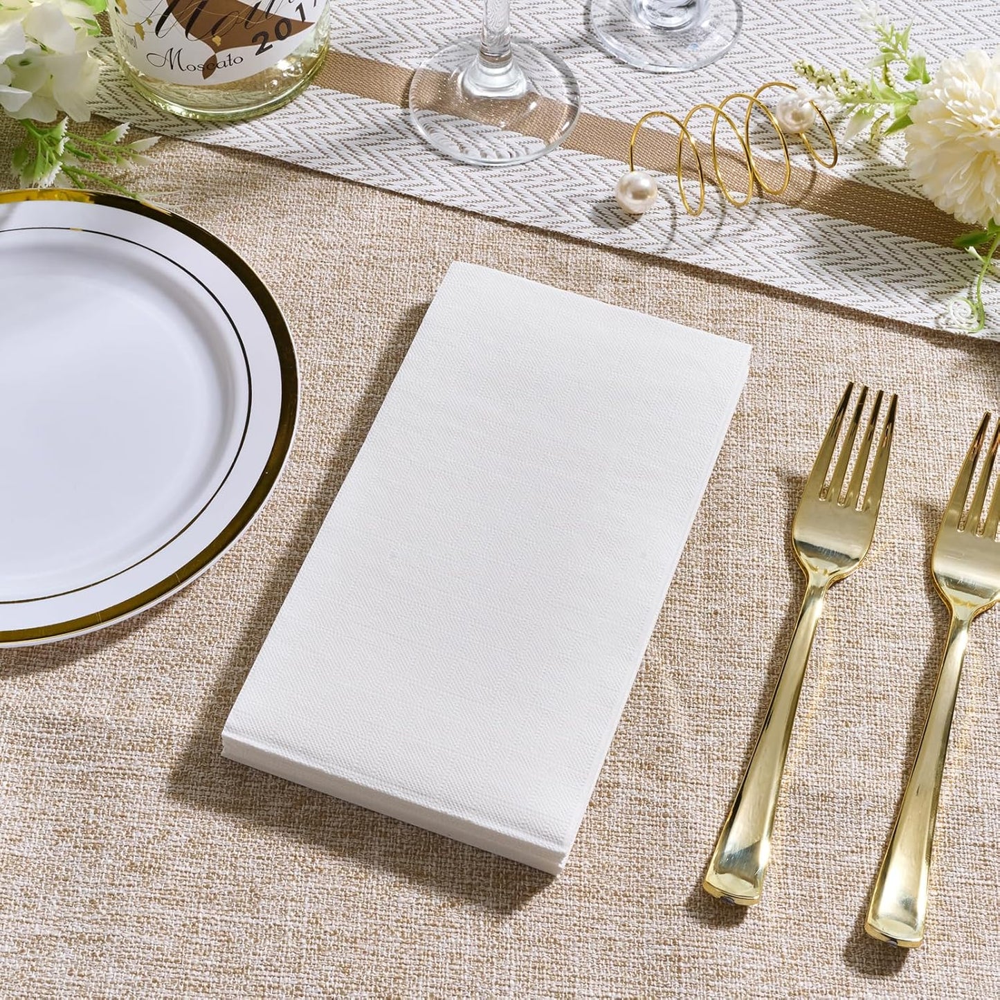 Vplus 1020 Pack Paper Napkins Guest Towels Disposable Premium Quality 2-ply Dinner Napkins Disposable Soft, Absorbent, Party Napkins Wedding Napkins for Kitchen, Parties, Dinners or Events(White)