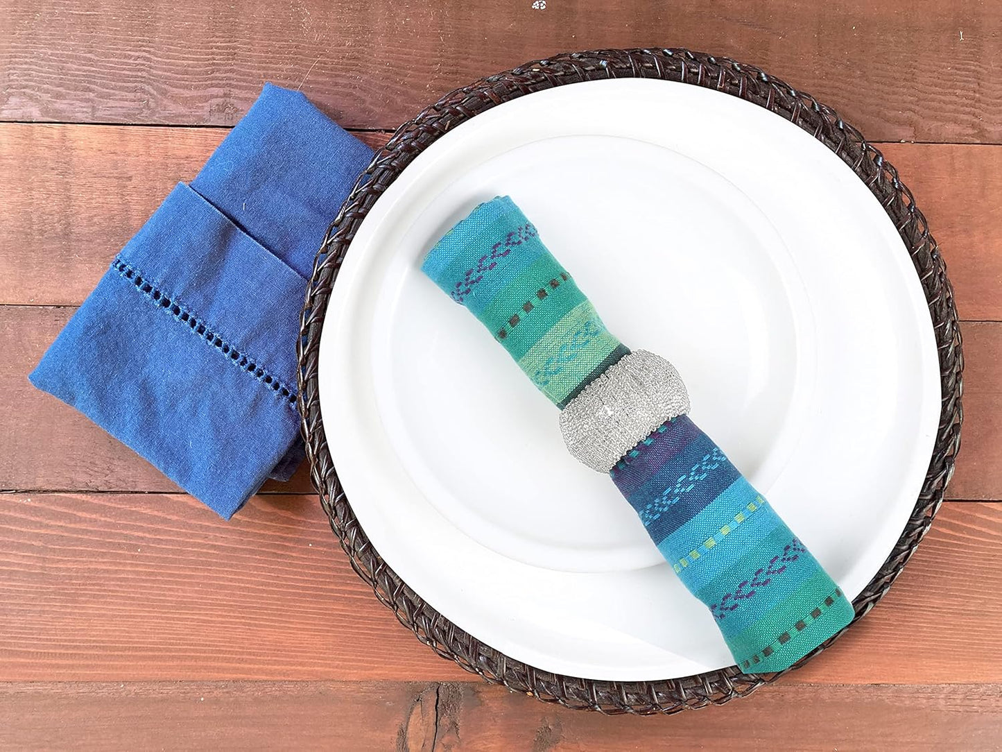 Goroly Home Beaded Napkin Rings Set of 4, Hand Made Round Beaded Napkin Rings Perfect for Christmas, Thanksgiving, Family Gatherings - A Beautiful Complements to Your Dinner Table Décor - Silver