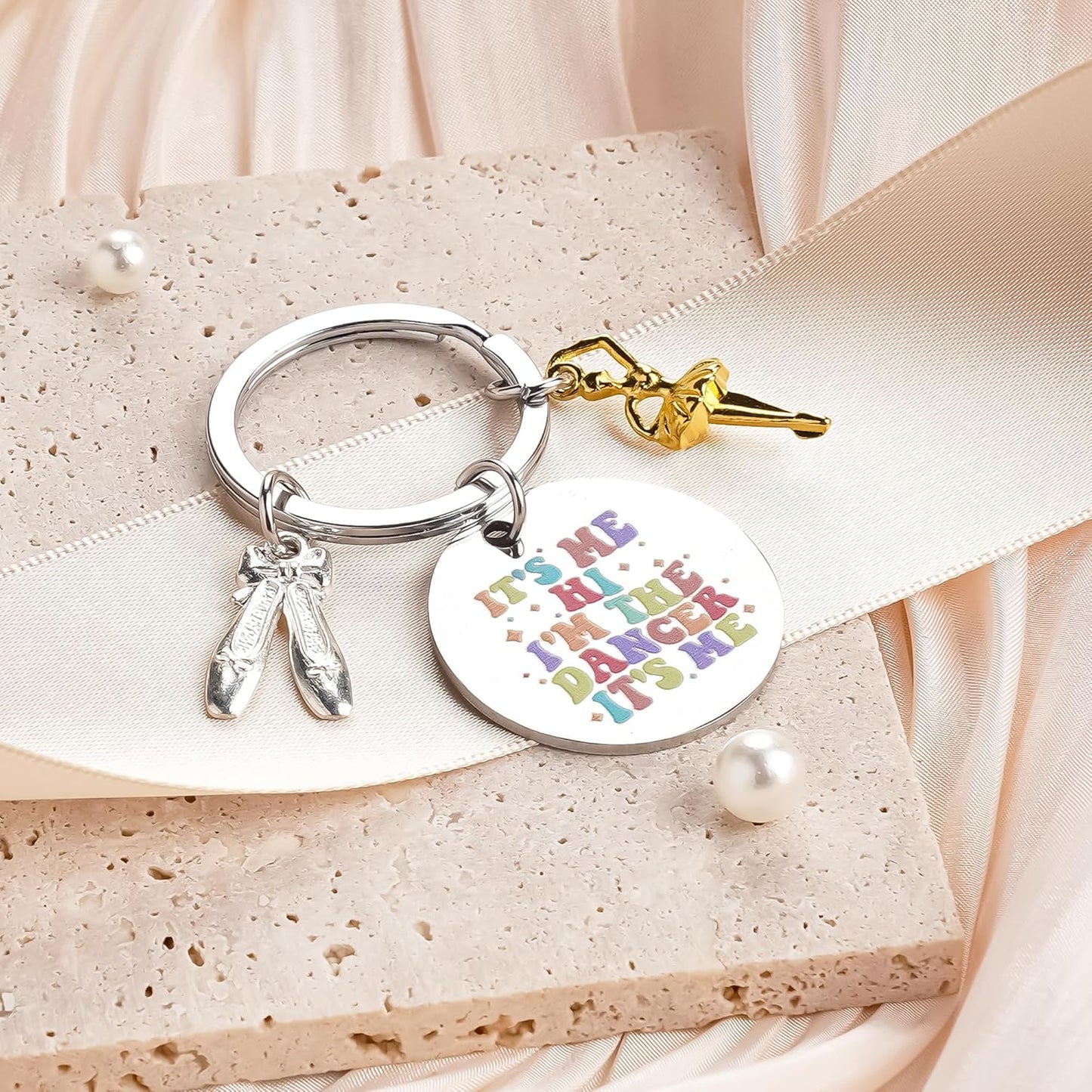 Funny Dance Themed Gifts Keychain - Inspirational It's Me Hi I'm The Dancer Keychains Gift Ballet Shoes Dancer Pendant for Women Girls Teens Sisters Friend Dancer Lovers Teacher Birthday Christmas