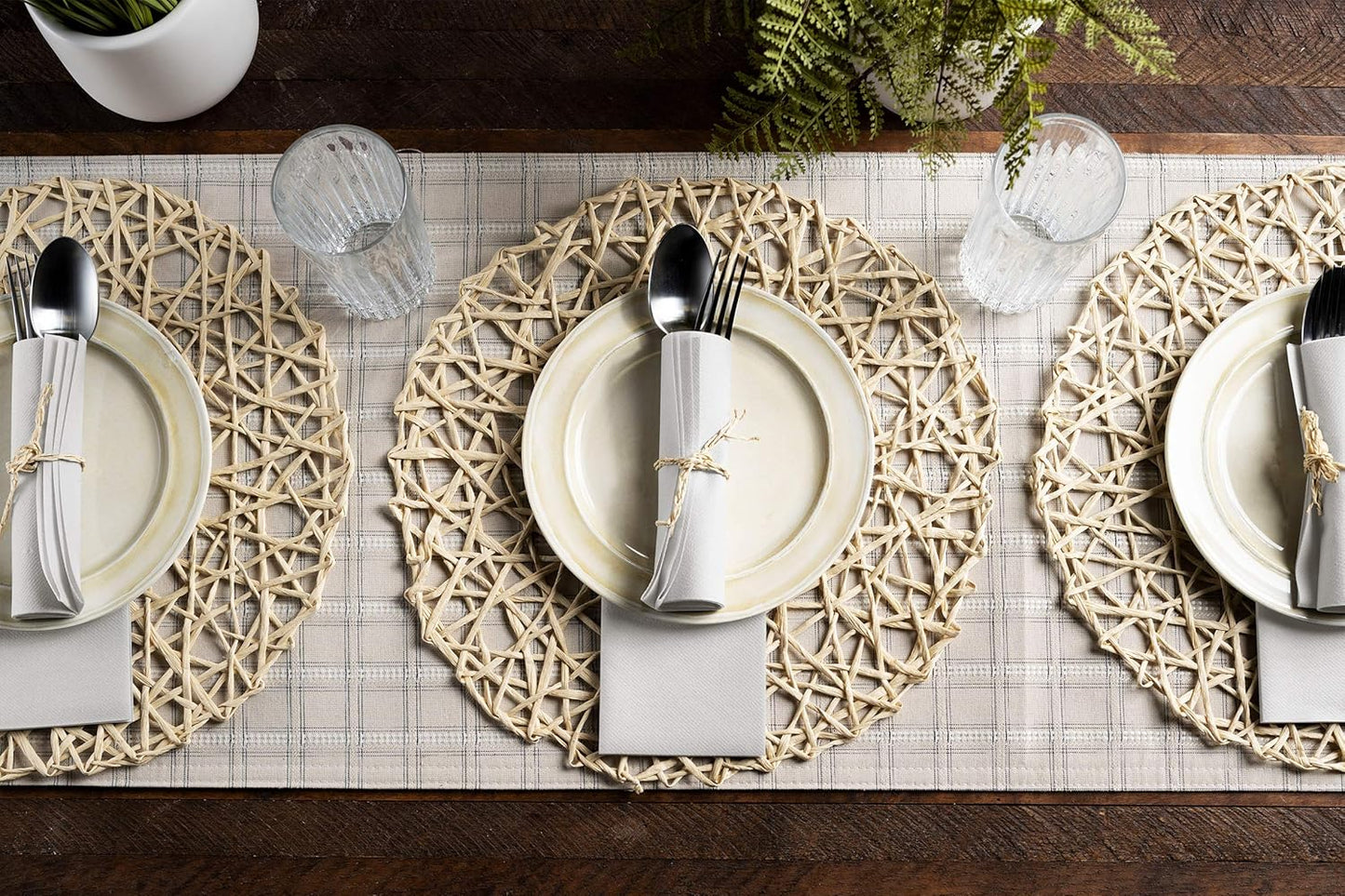 Linen-Feel European-White Paper Napkins - Decortive Cloth-Like Disposable Dinner Napkins - Soft And Absorbent. For Kitchen, Party, Wedding, Bathroom Or Any Occasion. (Pack of 100)