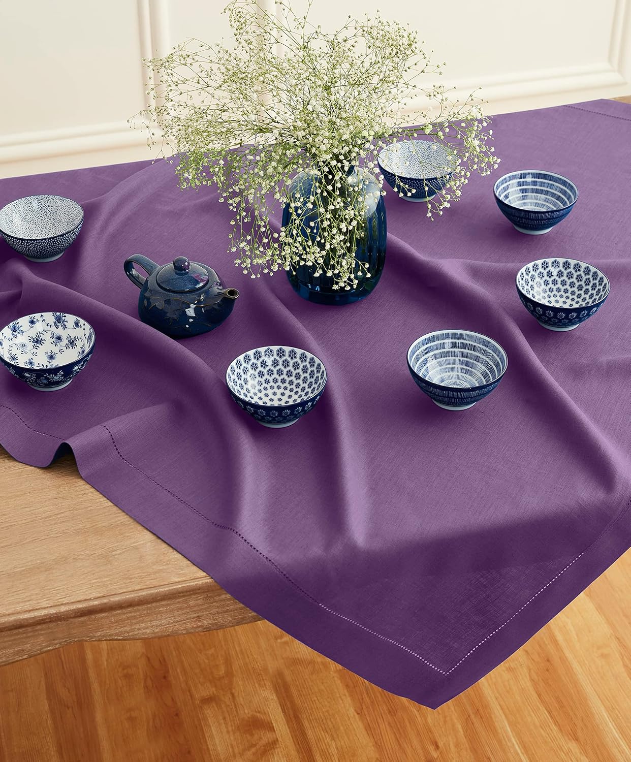 Solino Home Square Linen Tablecloth 52 x 52 Inch - 100% Pure Linen Purple Table Throw - Classic Hemstitch, Machine Washable Table Cloth for Fall, Autumn, Halloween, Thanksgiving