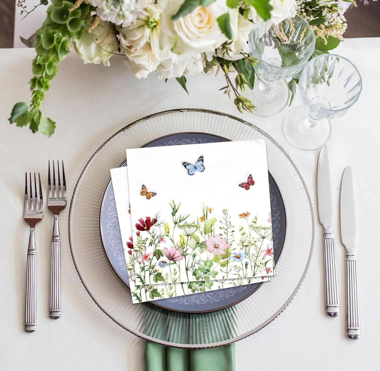 Gift Boutique 100 Pcs Floral Wildflower Cocktail Beverage Napkins Disposable Paper Butterfly Wild Flower Dessert Napkin for Tableware Party Supplies