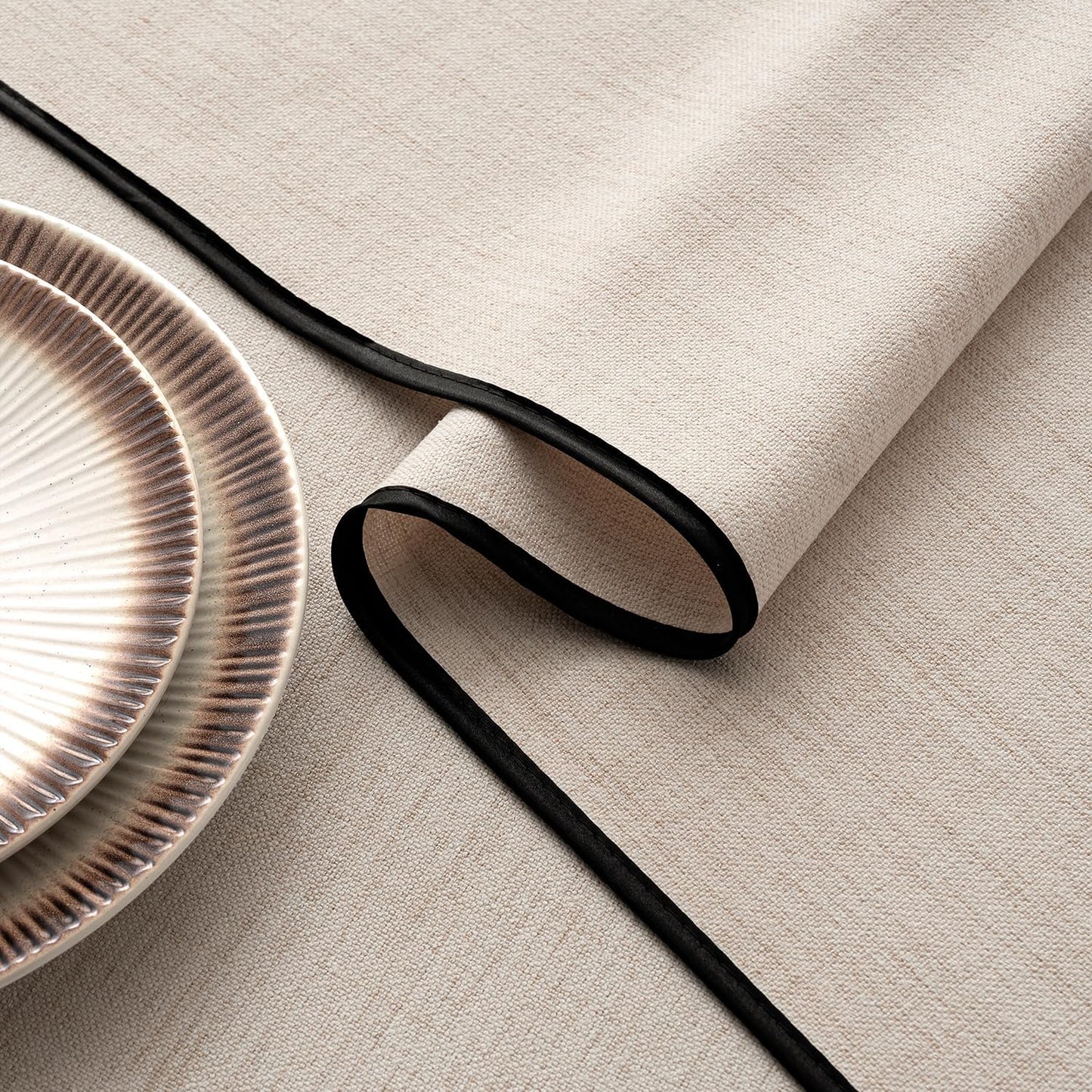 MIULEE Ivory-Black Linen Tablecloth 60x104 Inch Rectangle Table Cloth Waterproof,Stain Resistant & Wrinkle Resistant for Dining Party Wedding