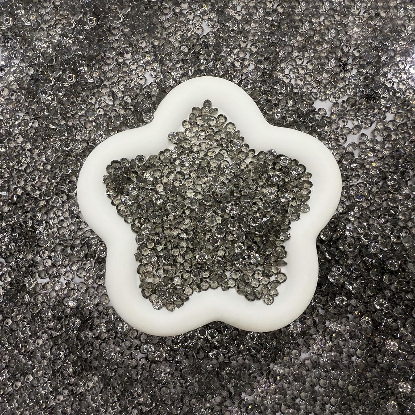 5000 pcs/Pack Wedding Table Scatter Confetti Crystals Acrylic Diamonds 6 mm Rhinestones for Wedding, Bridal Shower, Vase Beads Decorations (6mm, Light Gray)