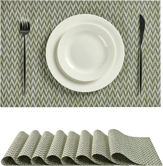 Leetaltree Green Placemats Set of 8 - Heat Resistant Non-Slip Place mats for Dining Table, Washable Durable PVC Vinyl Woven Table Mats（Green Zigzag, 8）