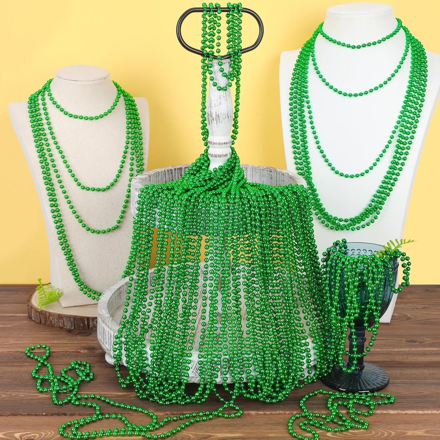 St Patricks Day Accessories, 15PCS Green Beads Necklaces Decorations, 33" Saint Patricks Day Mardi Gras Xmas Necklace Party Favor, Green Mardi Gras Beads Bulk for Wedding Birthday Holiday Parade Throw