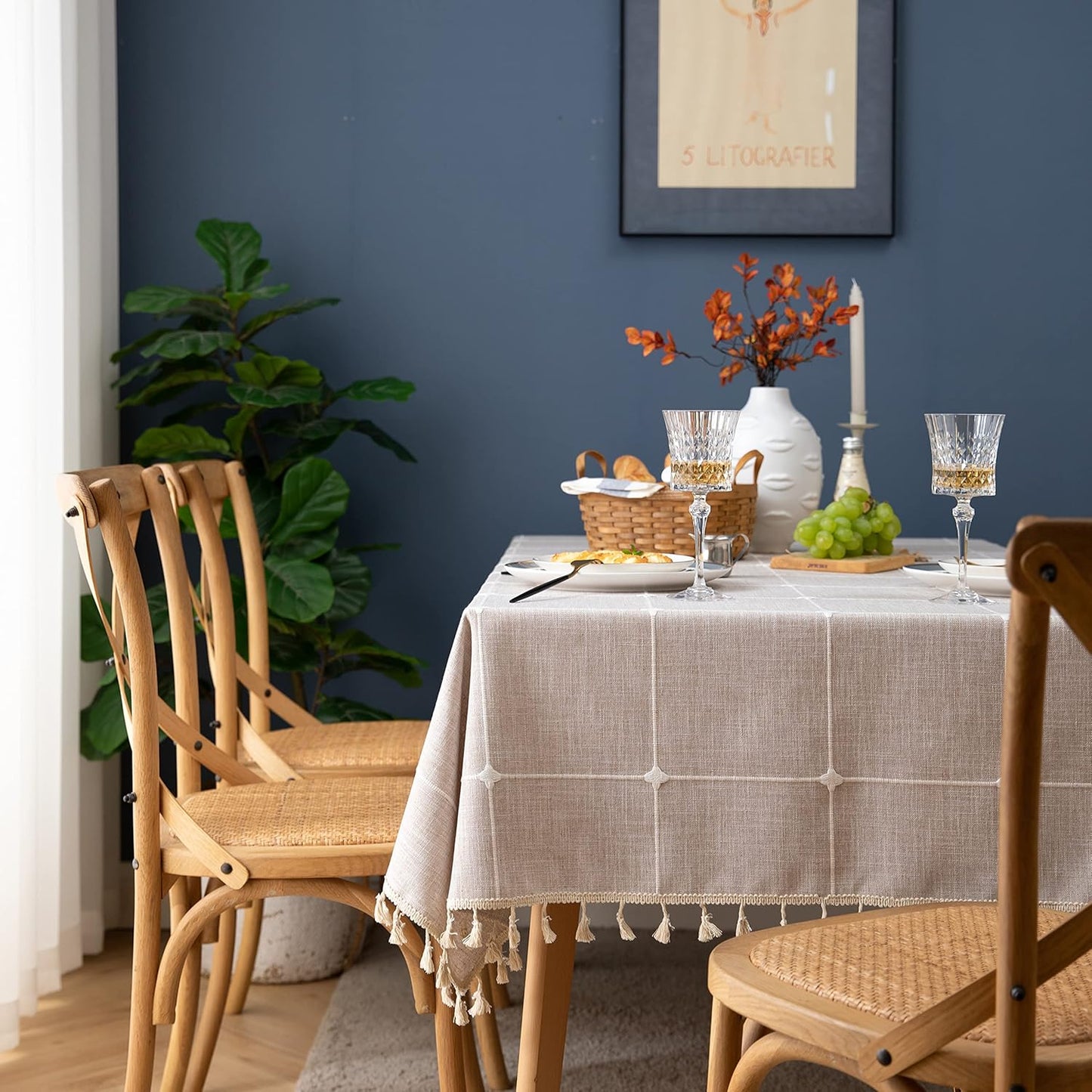 Oubonun Cotton Linen Rectangular Tablecloth - Wrinkle Resistant & Waterproof - Machine Washable Table Cloth with Tassels for Kitchen & Dining, 55''x70'', 4-6 Seats