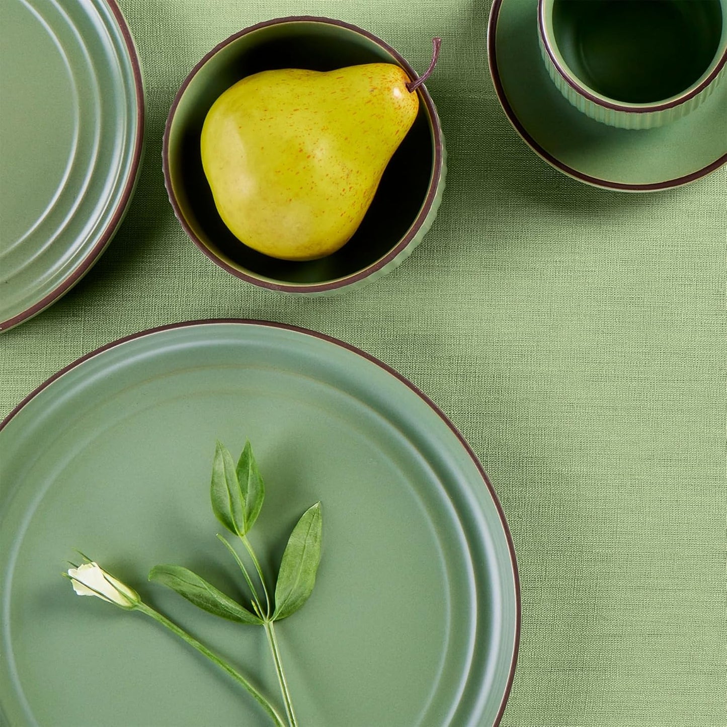 Solino Home Linen Tablecloth 60 x 120 Inch - 100% Pure Linen Laurel Green Table Cloth for Rectangle Tables - Fete, Machine Washable Tablecloth for Fall, Autumn, Thanksgiving