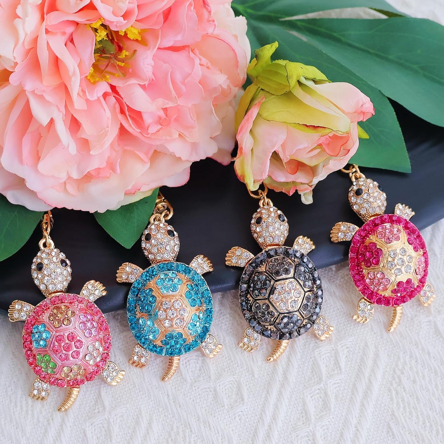 Key Chains Women Cute Keychains for Women Funny Keychain for Her Sister Girl Birthday Gift Bag Wallet Accessories