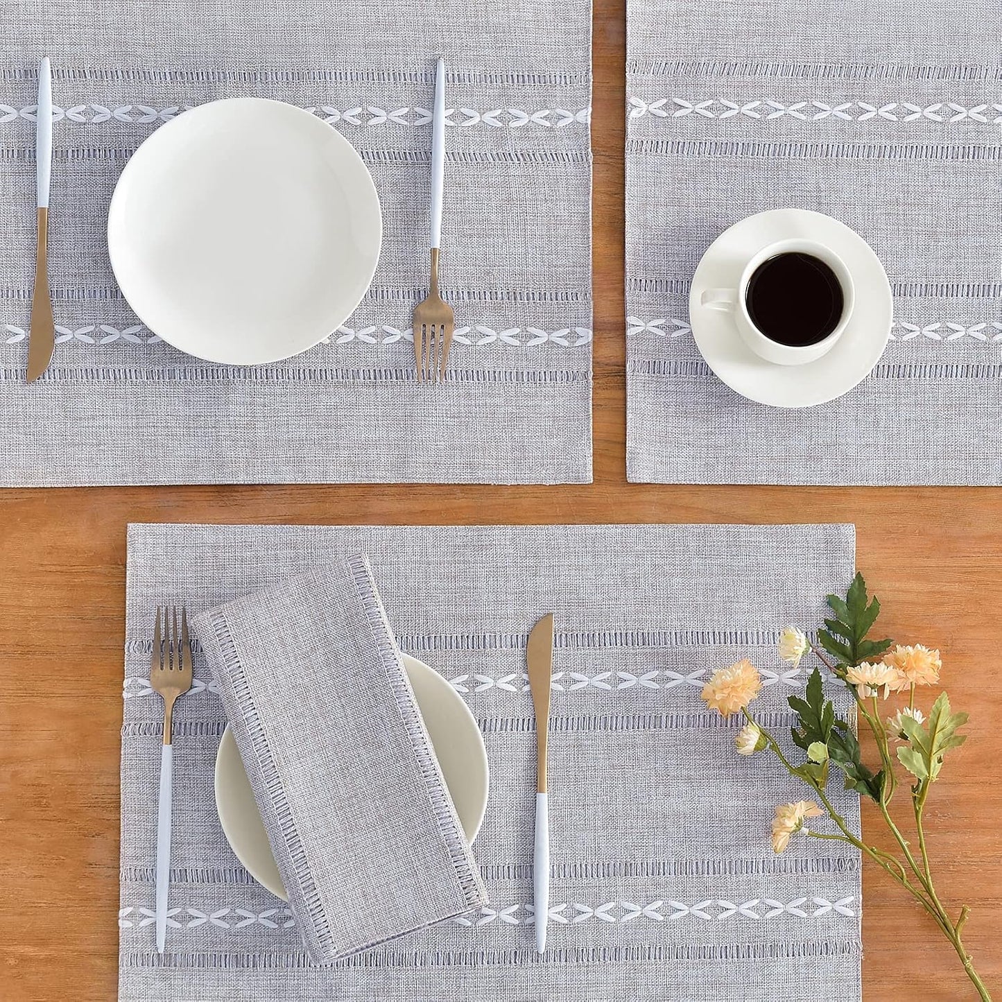 Wracra Cotton Linen Placemats, 12 x 18 Inch Set of 4 Fete Placemats Rustic Hemstitch Place Mats for Kitchen Table and Heat Resistant-Grey