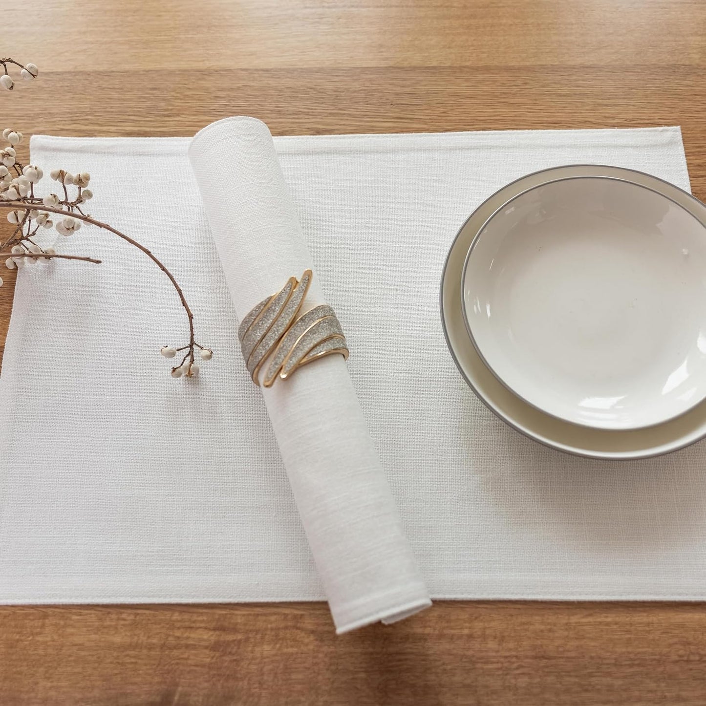 Demetex White Placemats Set of 4 Heat Resistant Cloth Place Mats Linen Dining Table Mats for Wedding Party Christmas Decorations, Pure White