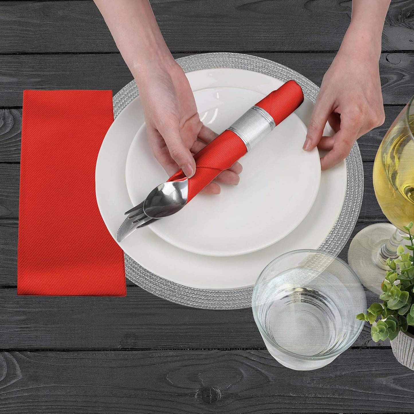 American Homestead Paper Napkins – Disposable Linen-Like Dinner Napkins for Weddings, Parties & Restaurants – 15.75" x 15.75" Red, 100 Count Bulk Pack