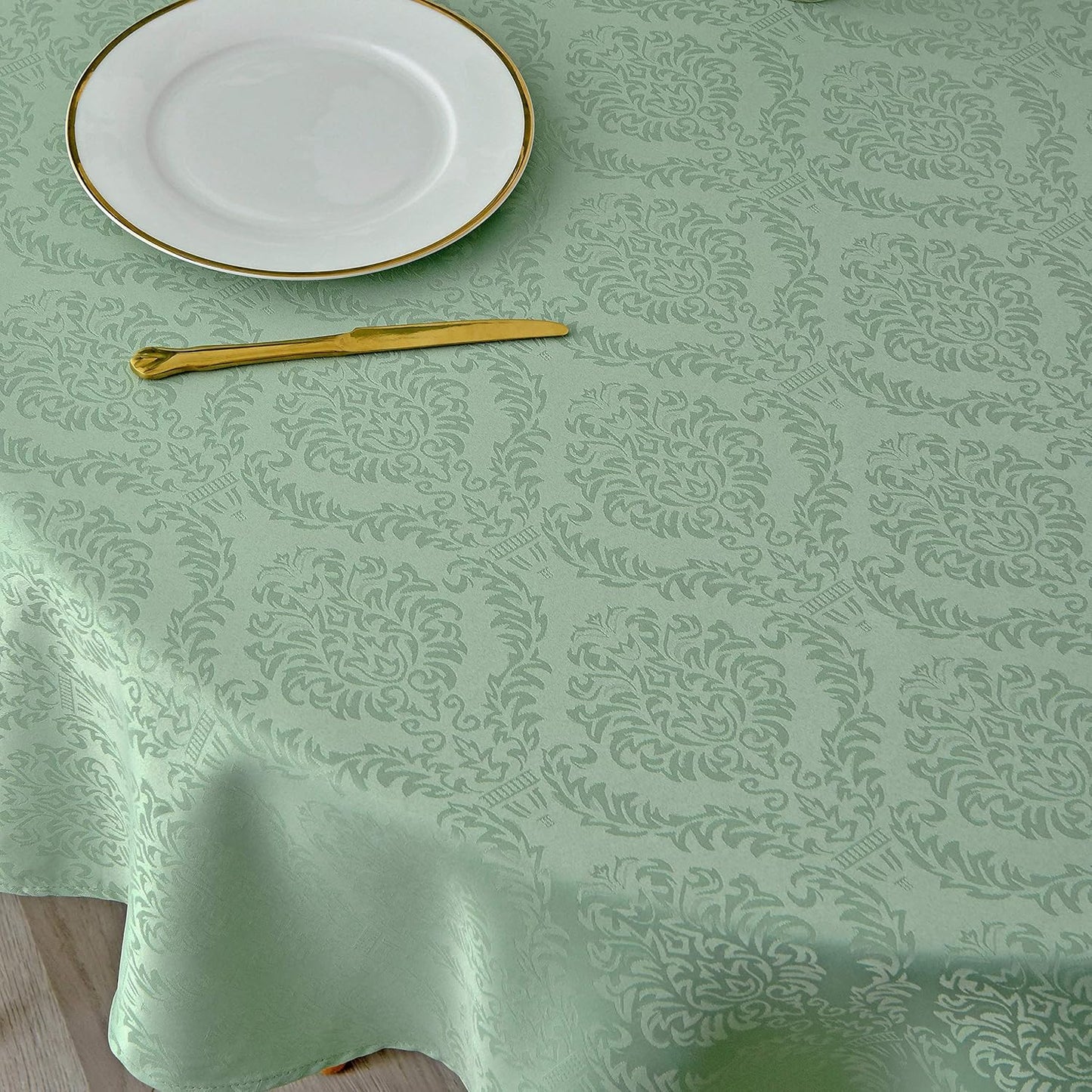 maxmill Jacquard Round Table Cloth Damask Design Waterproof Antiwrinkle Heavy Weight Soft Tablecloths for Circular Table Cover and Kitchen Dinning Tabletop Round 70 Inch Sage Green