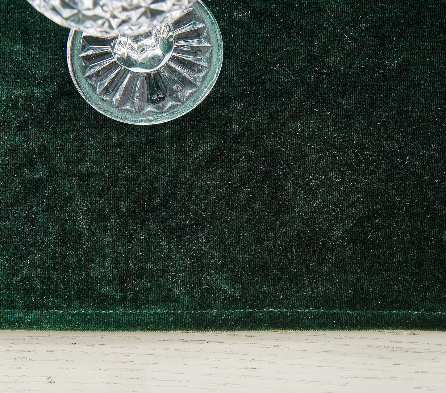 Velvet Table Runner ,Soft Luxurious Fall Table Runners 120 Inches Long,for Wedding Bridal Shower Thanksgiving Christmas Decoration,20*120 Inches, Emerald Green