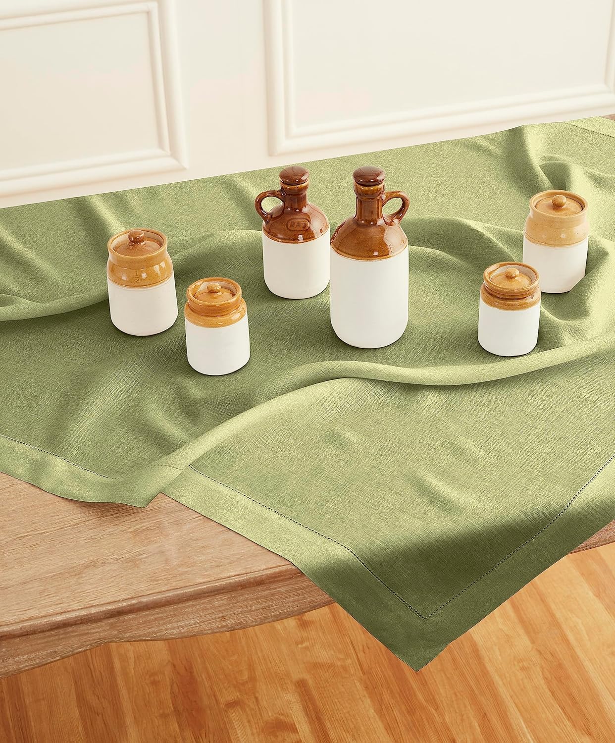 Solino Home Square Linen Tablecloth 52 x 52 Inch - 100% Pure Linen Moss Green Table Throw - Classic Hemstitch, Machine Washable Table Cloth for Fall, Autumn, Thanksgiving