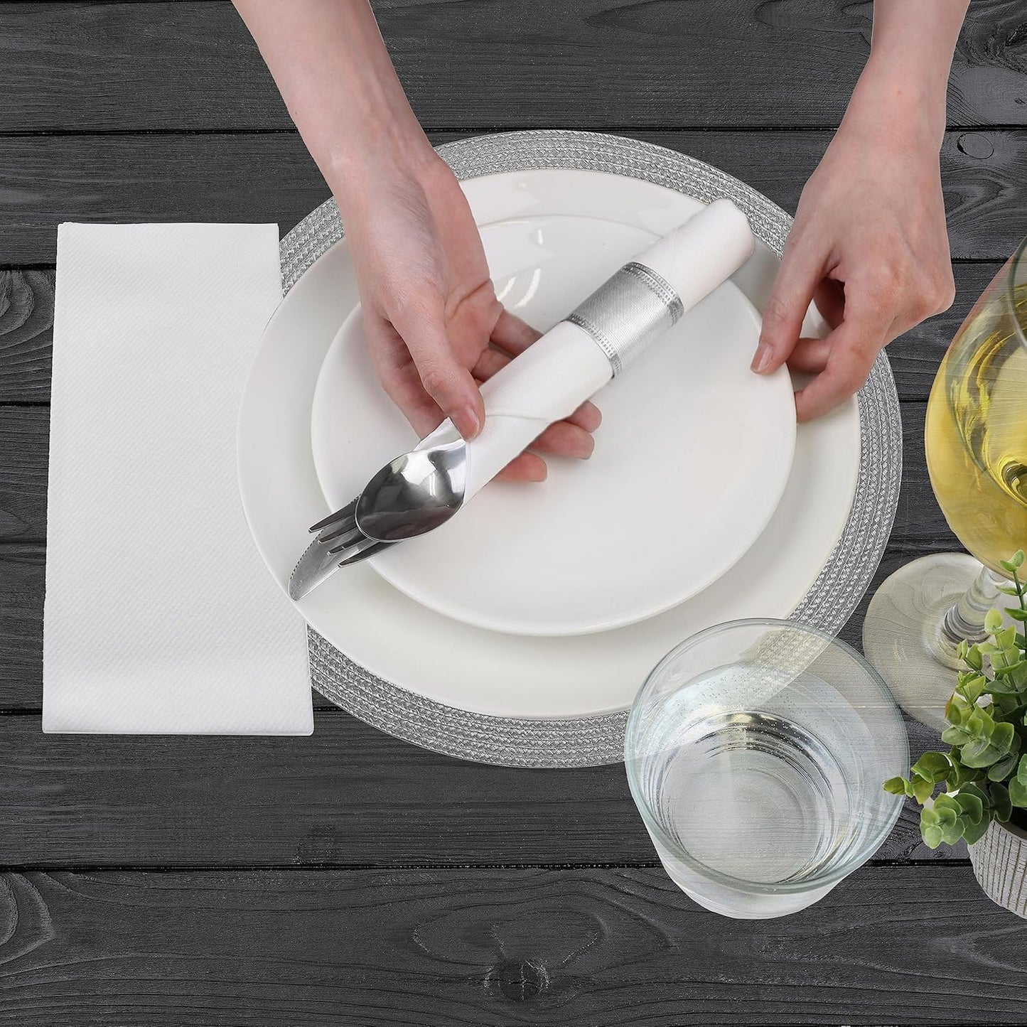 AMERICAN HOMESTEAD Paper Napkins - White Disposable Linen-Like Dinner Napkins - Restaurant-Quality Table Serviettes for Weddings, Parties, and Events - 15.75" x 15.75" - 50 Count
