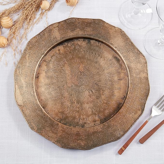 Elegant Hammered Metal Charger Plate with Scallop Edge (Set of 4)