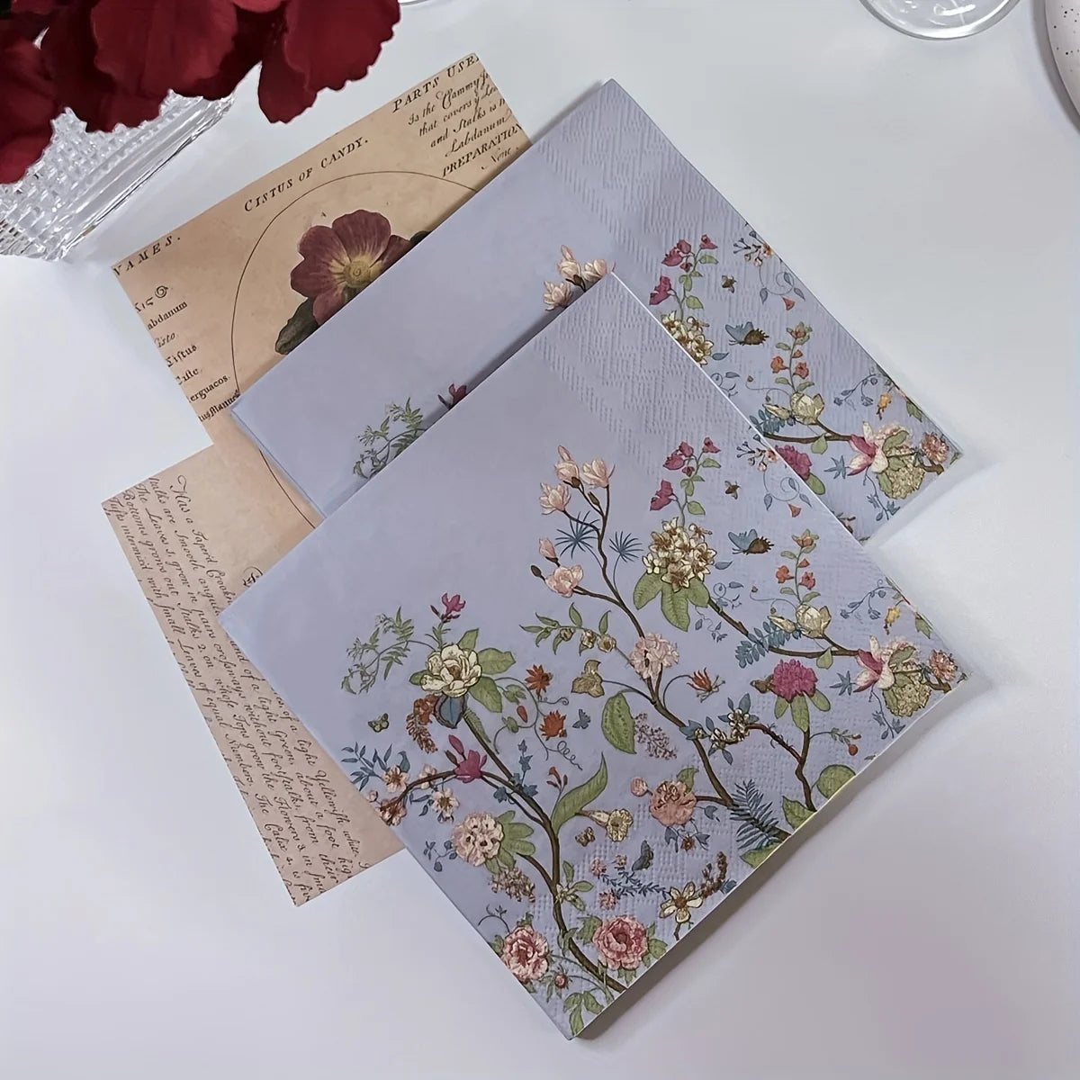 20pcs Vintage Wildflower Disposable Napkins for Parties Weddings Birthdays - 13x13 Inch Perfect for Desserts & Celebrations
